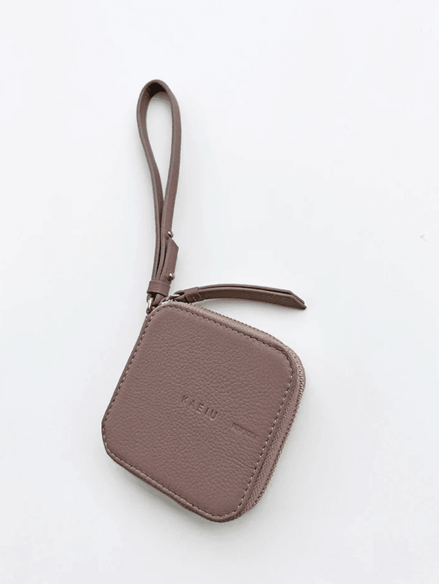 SQUARE ZIP AROUND WALLET