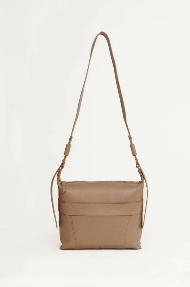 LEMMY CROSSBODY | CAMEL